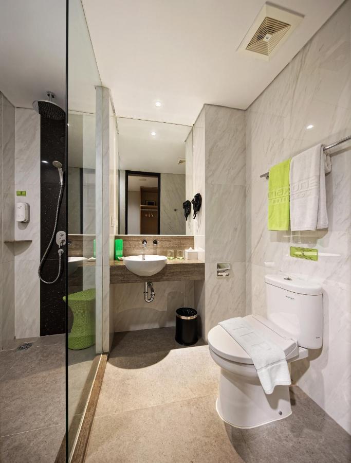 Maxone Platinum Hayam Wuruk Hotel Jakarta Kültér fotó