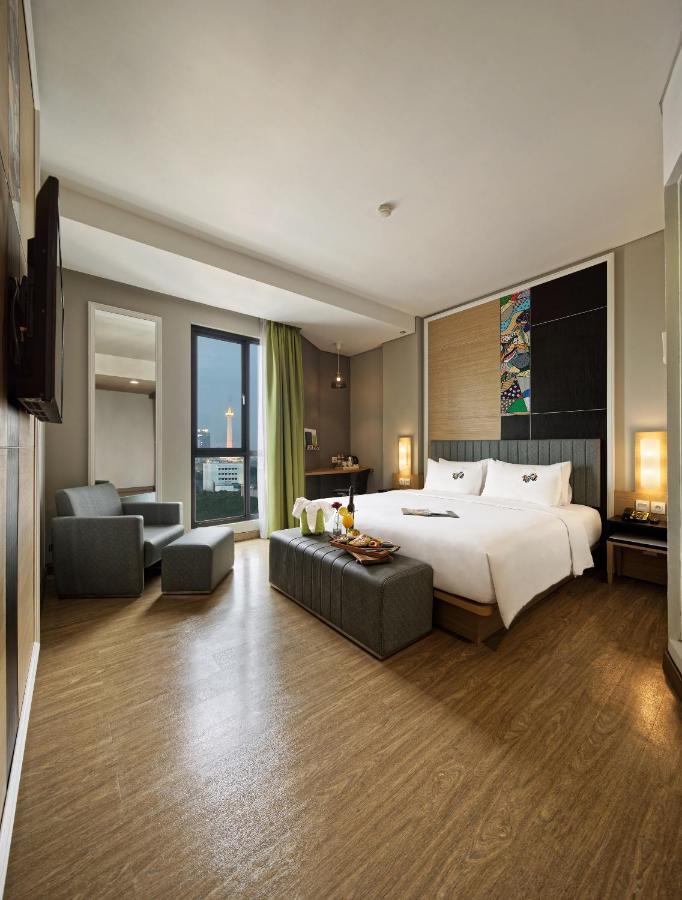 Maxone Platinum Hayam Wuruk Hotel Jakarta Kültér fotó